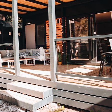 Mobile Home Peponi Del Mar, Camping Porton Biondi Rovinj Exterior photo